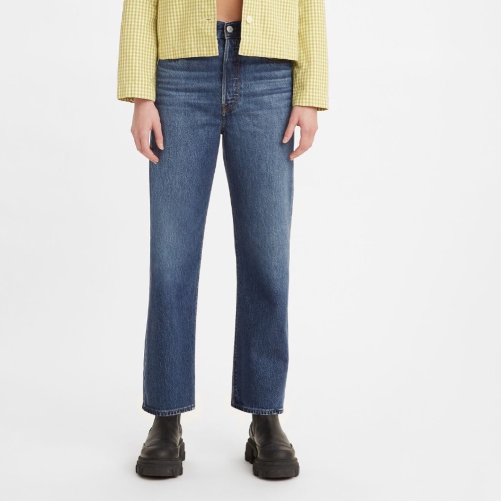 New without tags denim Levis ribcage ankle size 6